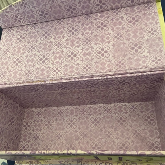 Lilac Floral Decorative Box - Picture 8 of 8